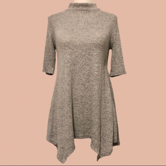 💸 $2 ADD-ON Caution To The Wind Gray Mock Neck Shirt - Picture 1 of 5